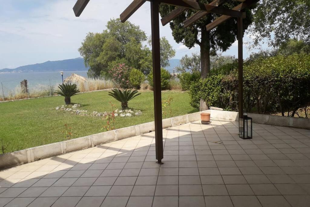 דירות Arkítsa Kalypso Relaxing Shelter מראה חיצוני תמונה