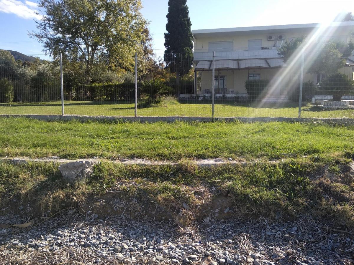 דירות Arkítsa Kalypso Relaxing Shelter מראה חיצוני תמונה