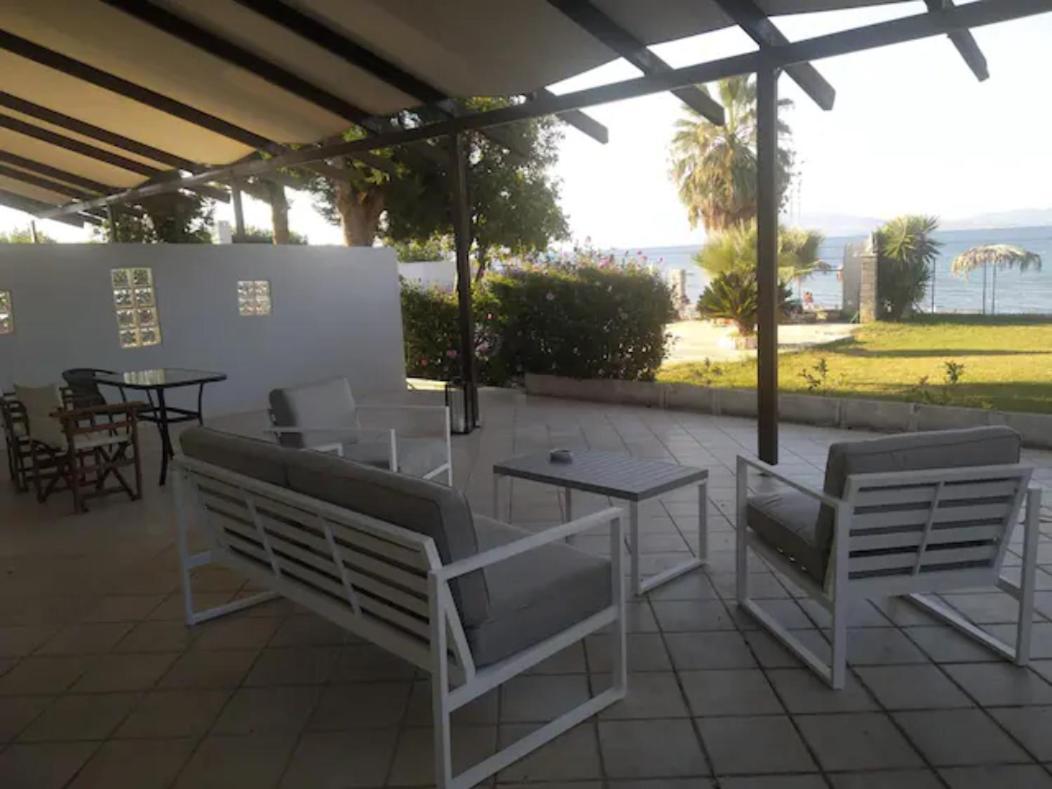 דירות Arkítsa Kalypso Relaxing Shelter מראה חיצוני תמונה